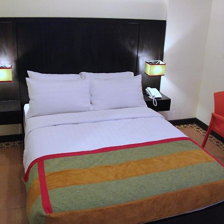 Casa Oliva Spa Residences Malolos Экстерьер фото